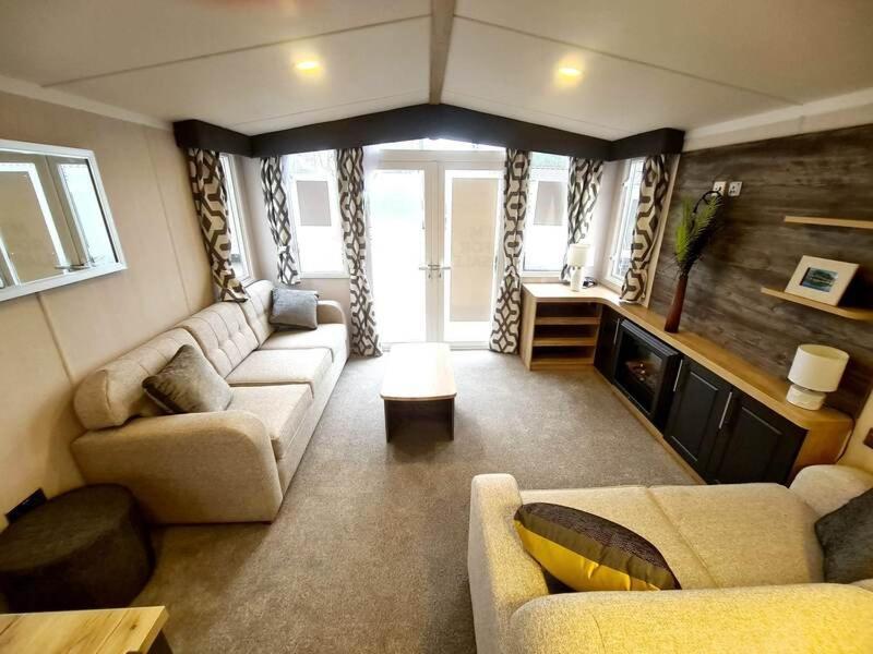 Luxury Whitstable Caravan Seasalter Экстерьер фото